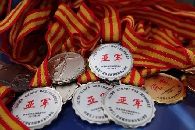 大坂直美晋级四强，三位中国金花有喜，有人早早出局